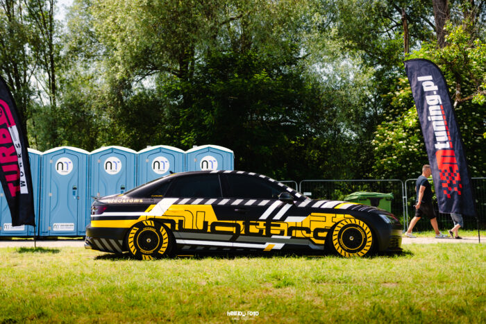 AUDI A4 B9 CUSTOMS