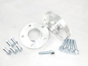 DYSTANSE 20mm 5x120mm + 10 ŚRUB M12x1,5 DO BMW